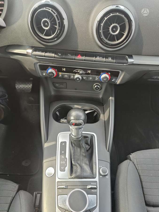 Audi A3, 2.0 l., Седан