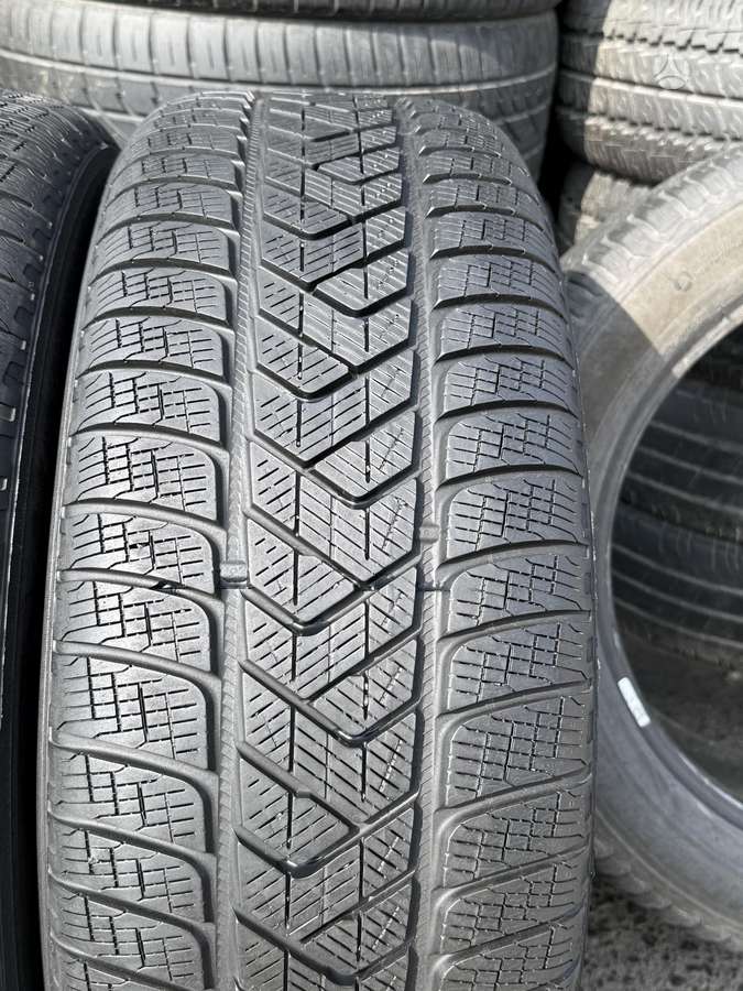 Pirelli SCORPION, всесезонные 235/65 R17