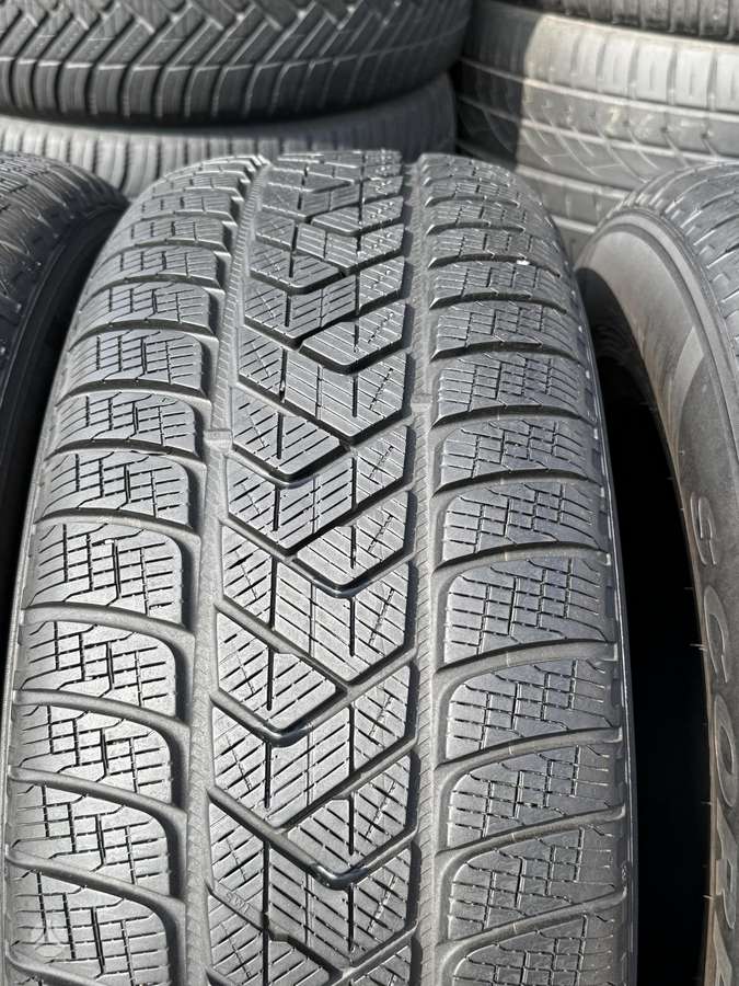 Pirelli SCORPION, universalios 235/65 R17