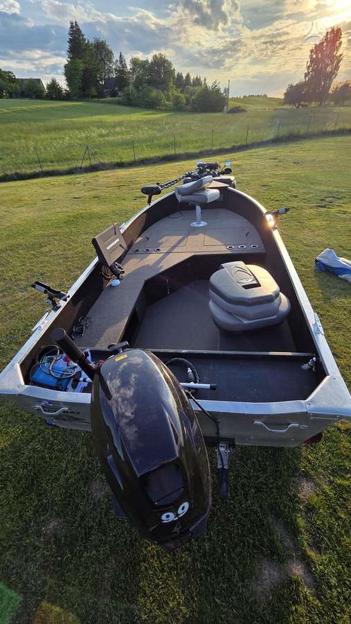 Marine 450U, yachts / cruisers