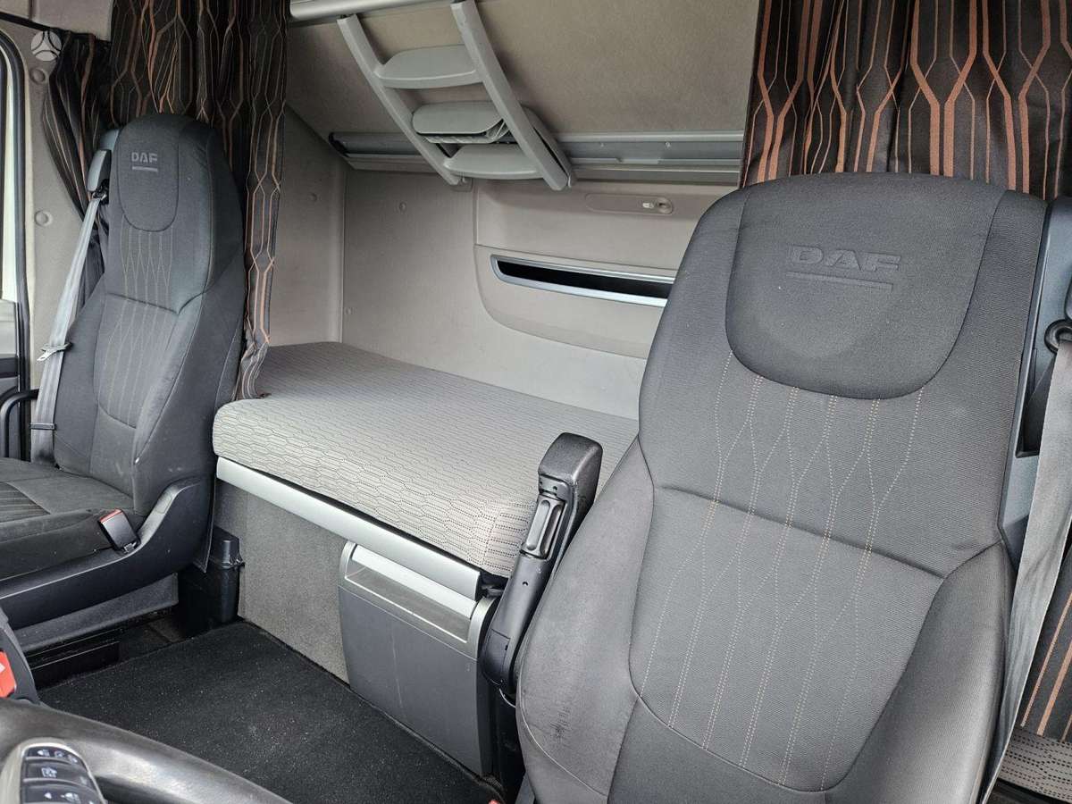 DAF XF 480 FT SC, double sleeper