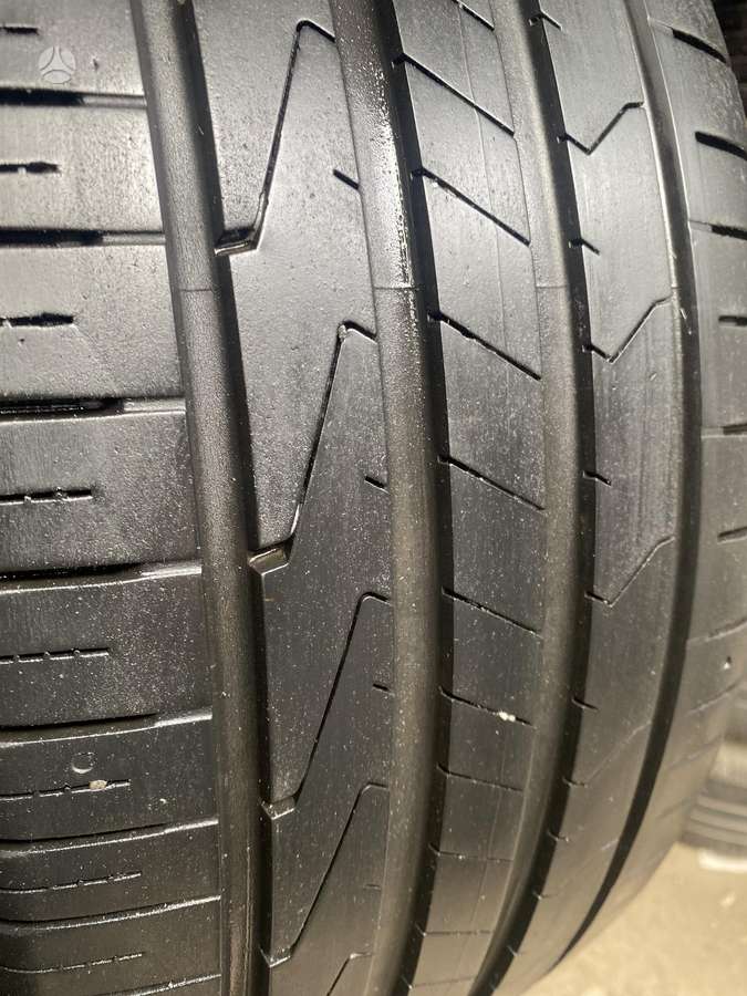 Hankook, vasaras 235/45 R18
