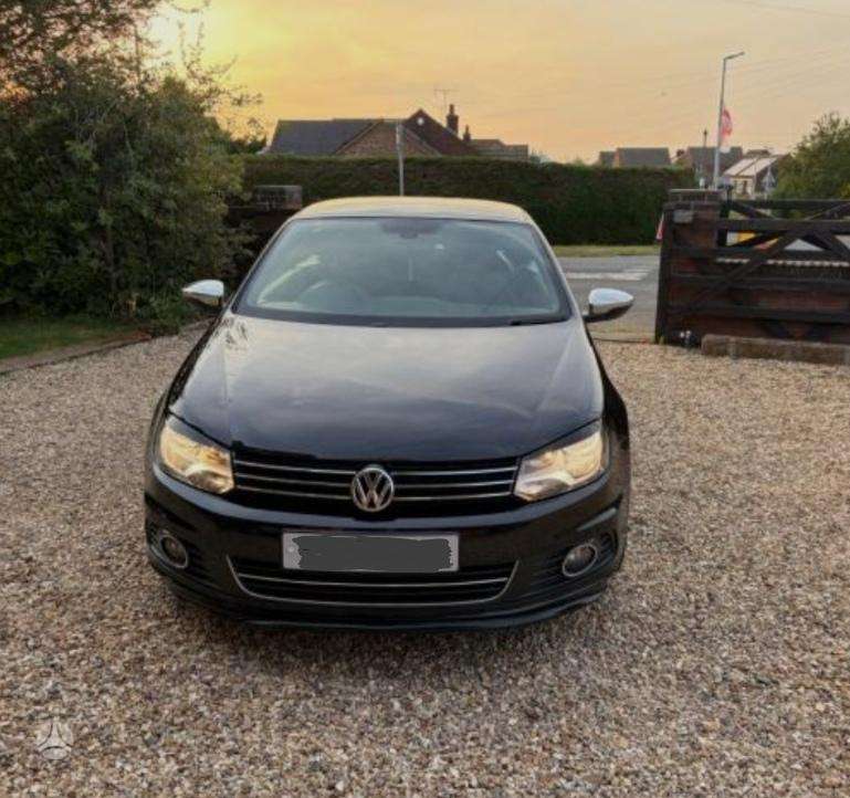 Volkswagen Eos