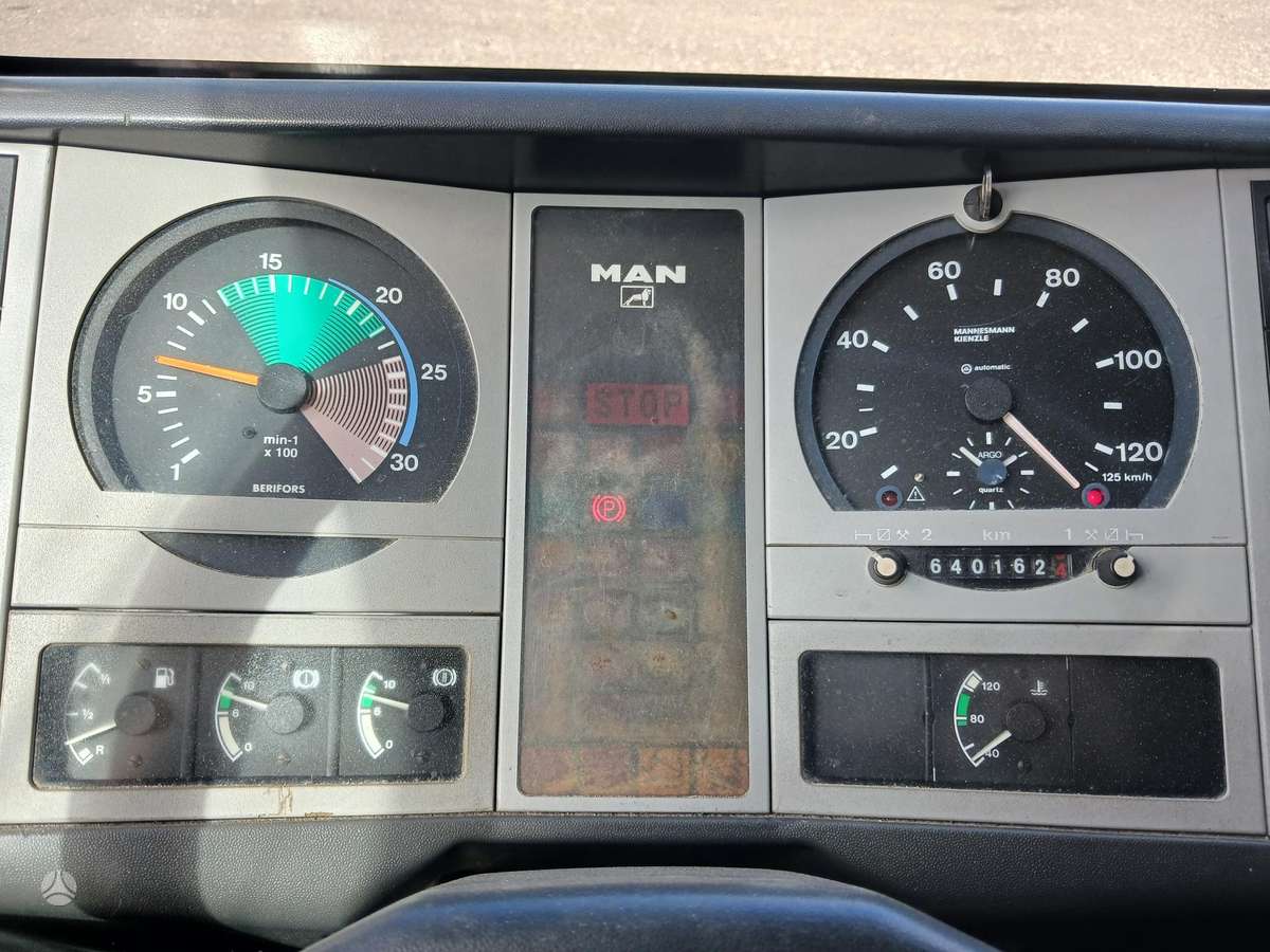MAN 8.224, автовозы