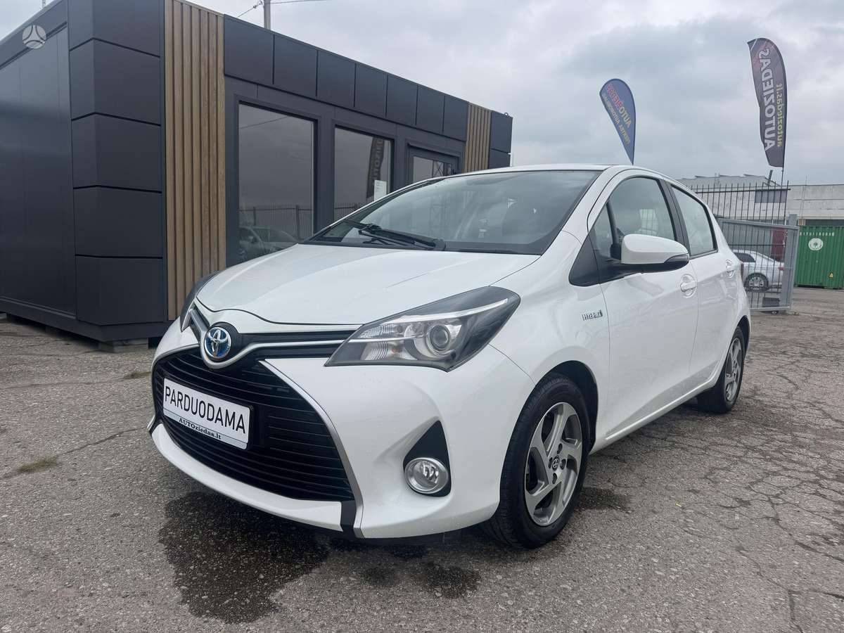 Toyota Yaris - 4