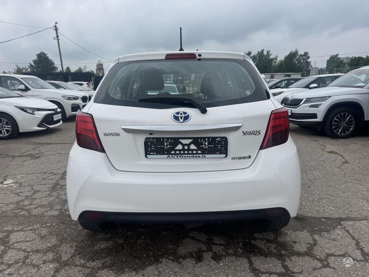 Toyota Yaris - 6