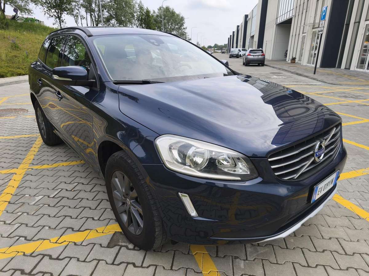 Volvo XC60 - 2