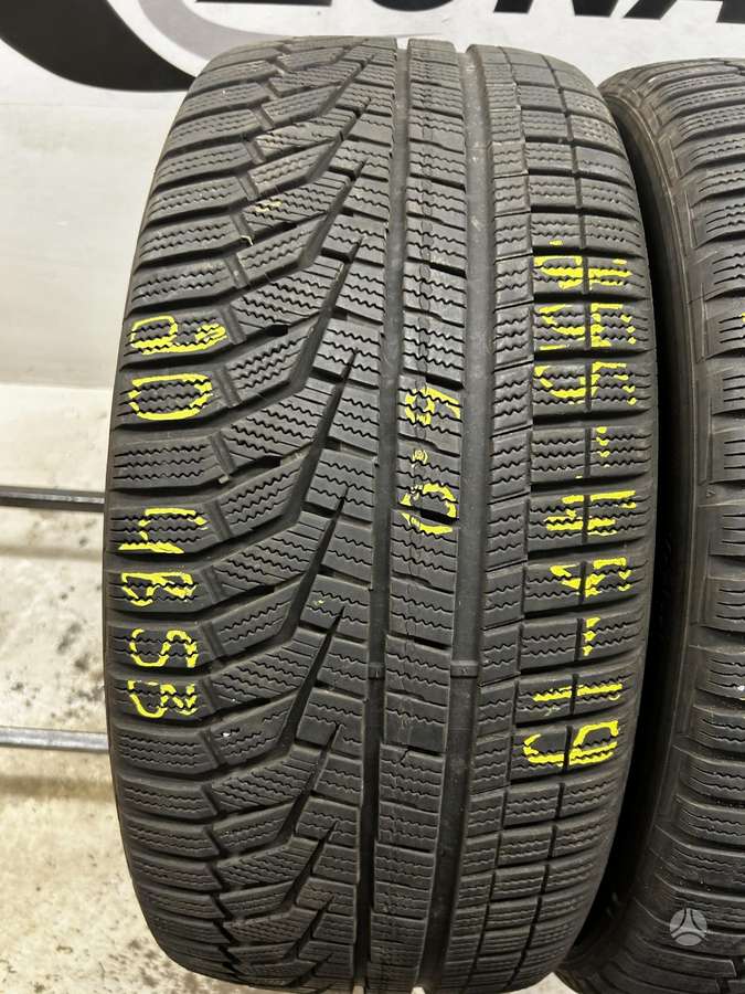 Hankook Winter Icept Evo 2, winter 255/45 R19