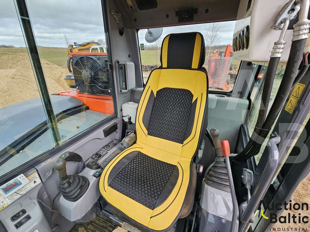 Kubota KX 183-3, экскаваторы