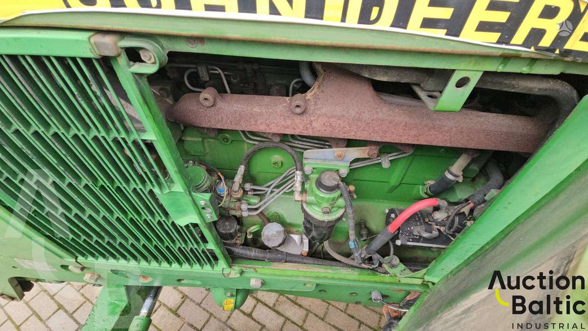 John Deere 6810, тракторы