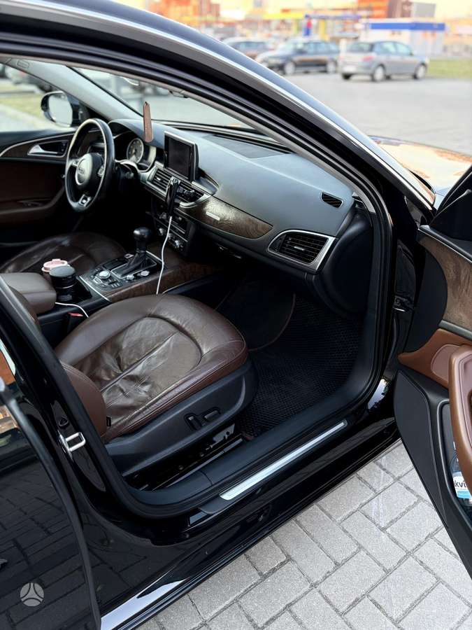 Audi A6, 3.0 l., Седан