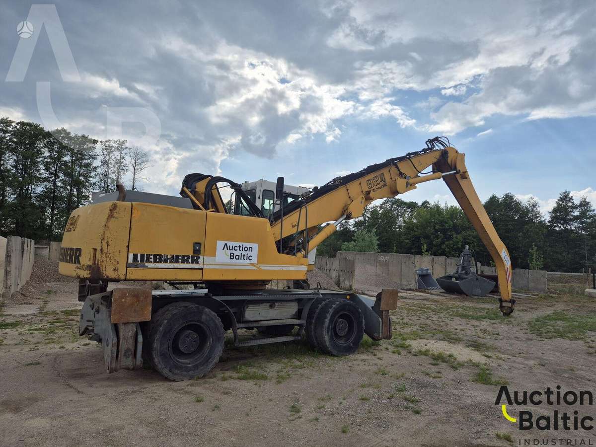 Liebherr 924, экскаваторы