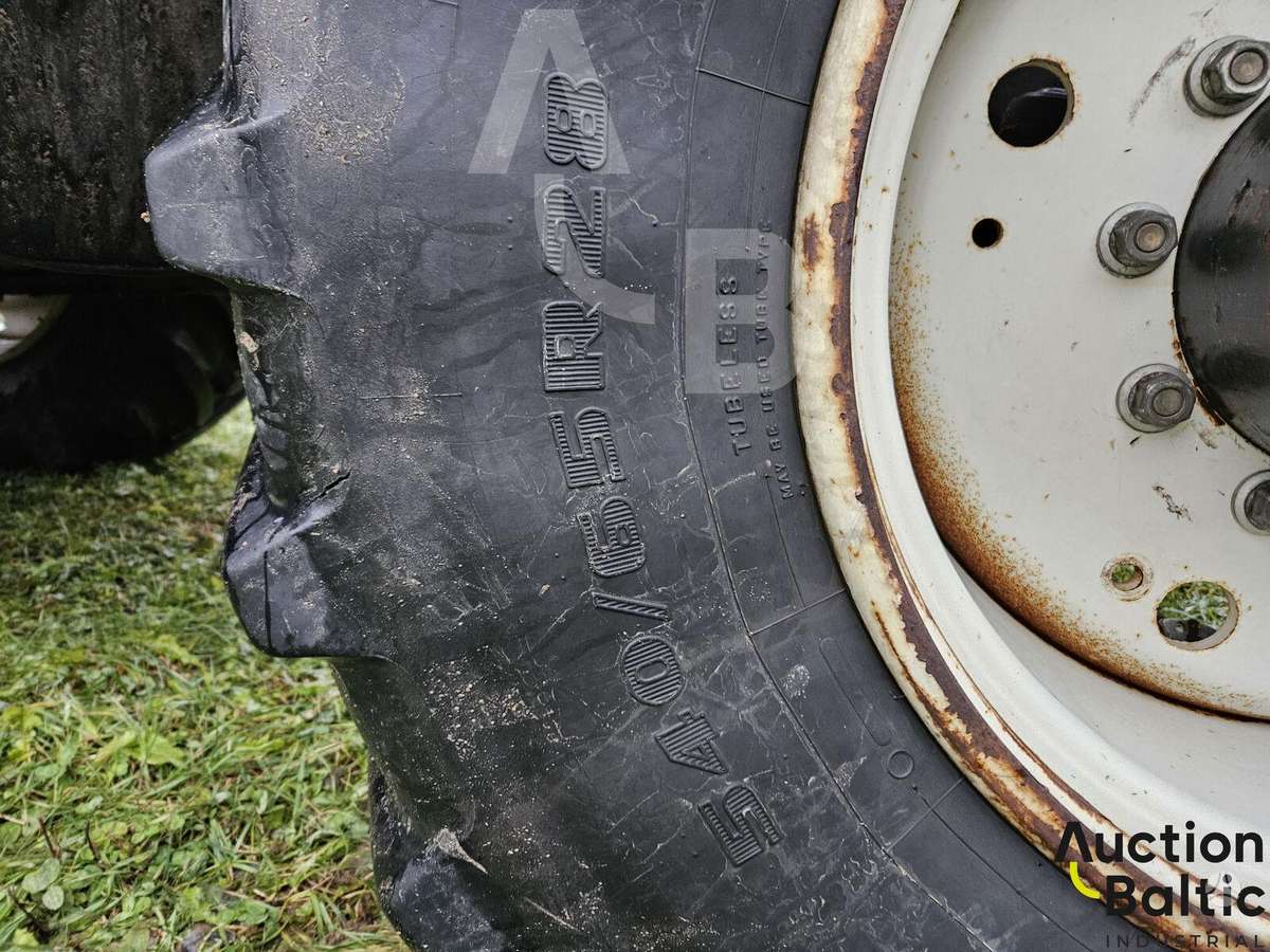Valtra T190, tractors