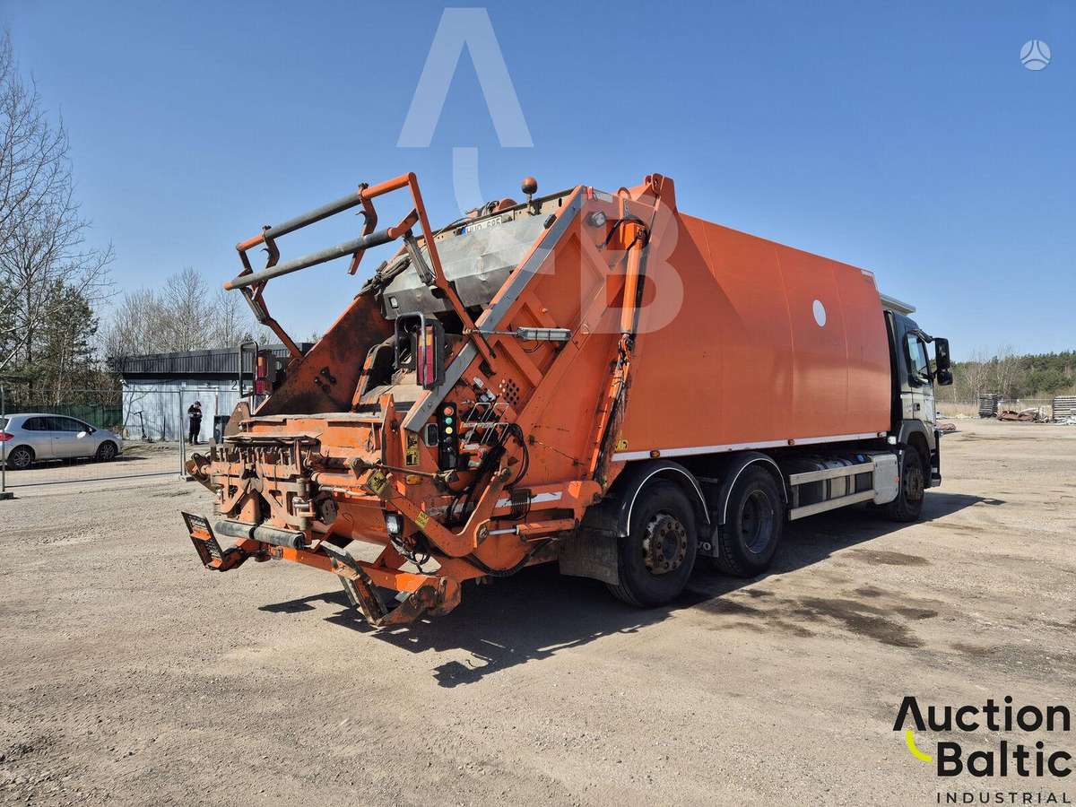 Volvo FM330, garbage trucks