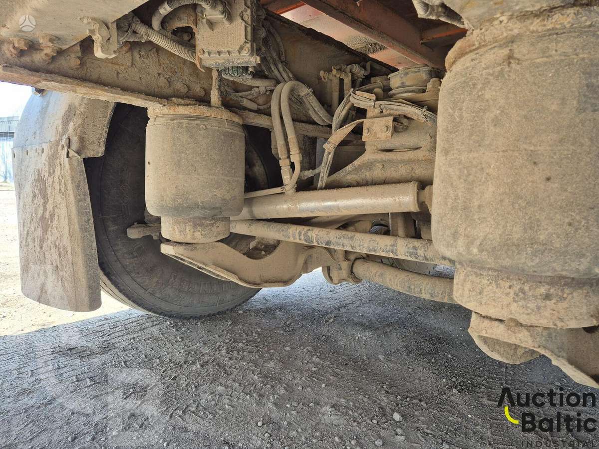 Volvo FM330, garbage trucks