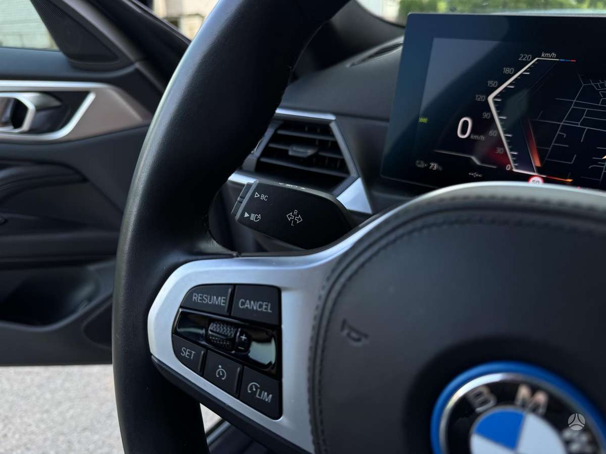 BMW i4, hatchback