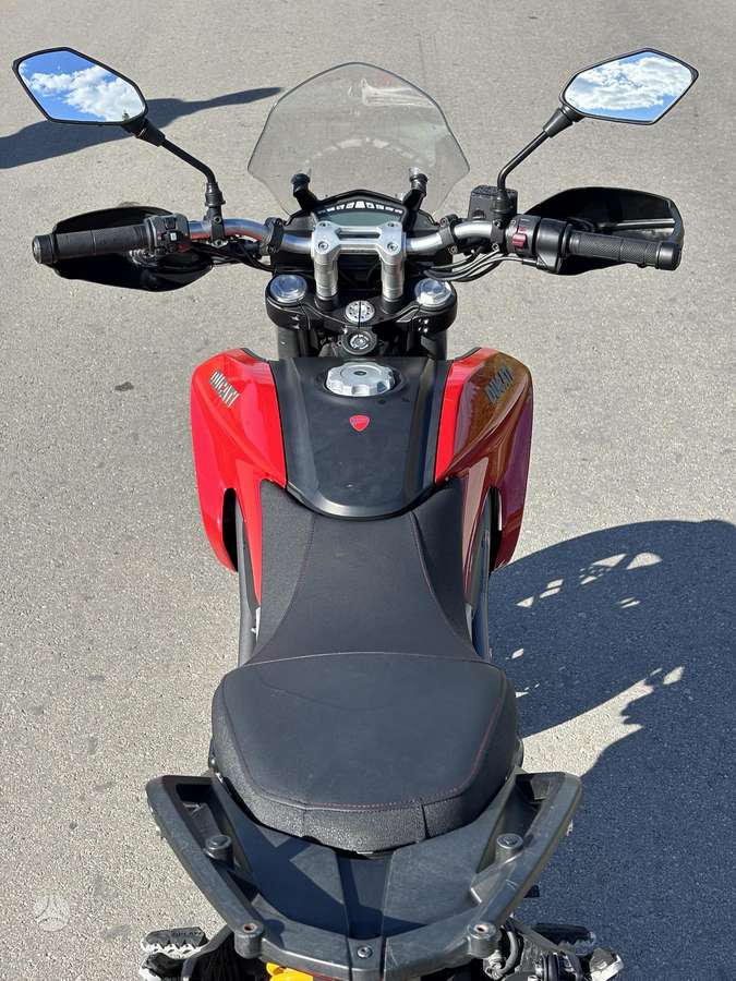 Ducati Hypermotard 800cc, supermoto