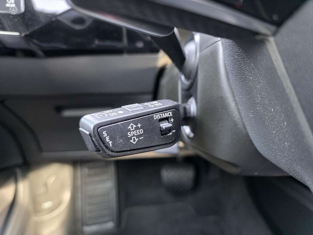 Audi e-tron, 95 kWh, off-road / crossover