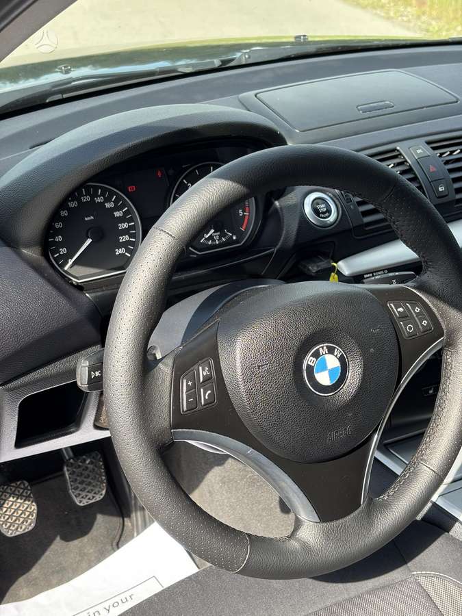 BMW 118, 2.0 l., hatchback