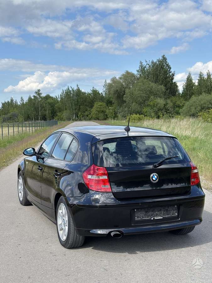 BMW 118, 2.0 l., hatchback