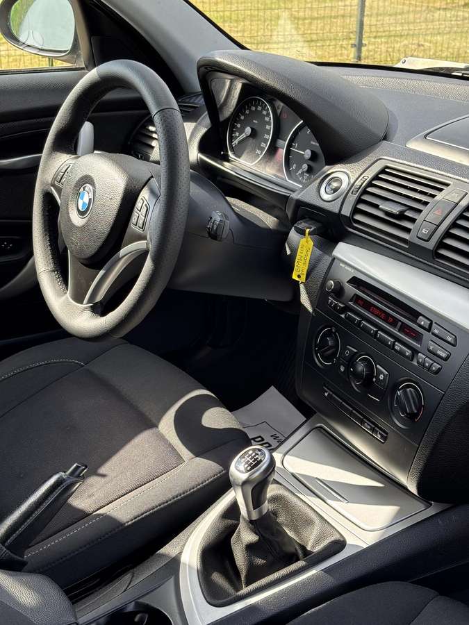 BMW 118, 2.0 l., hatchback