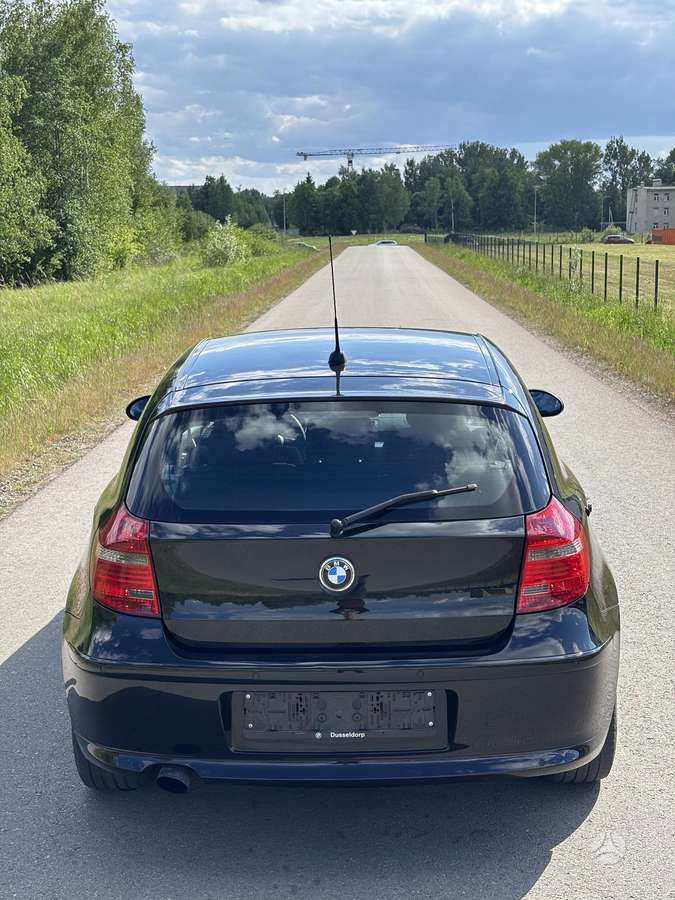 BMW 118, 2.0 l., hatchback