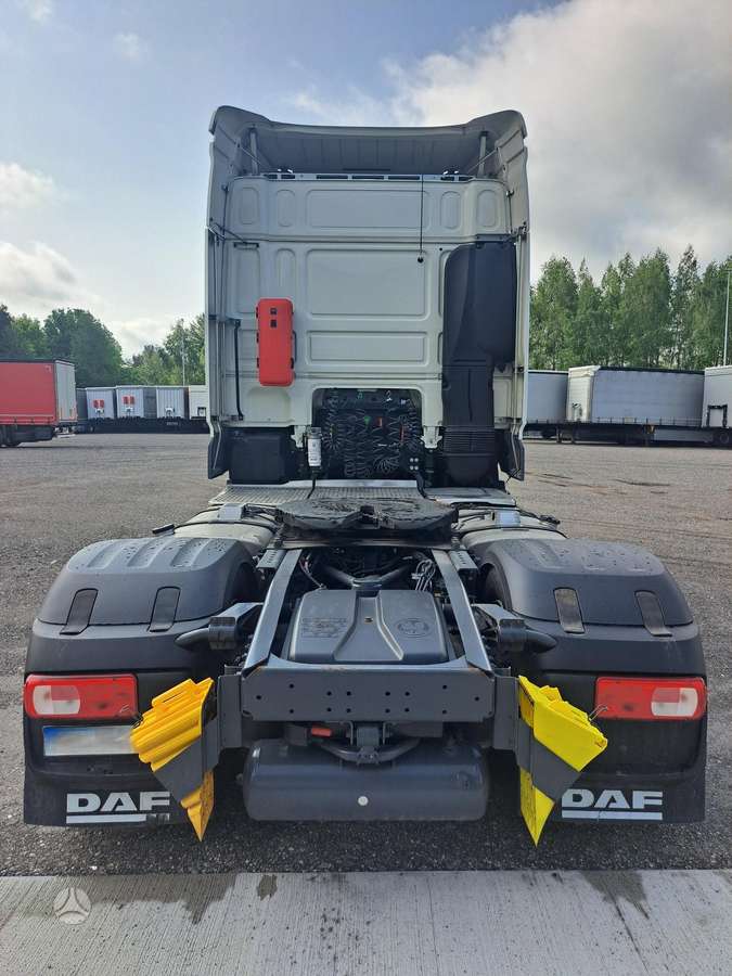DAF XF106.480, double sleeper
