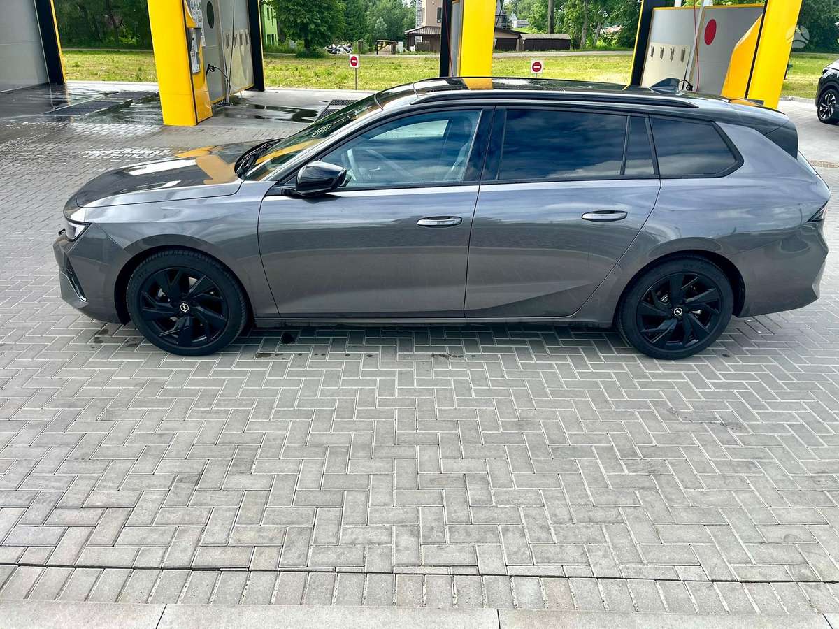 Opel Astra, 1.2 l., Универсал