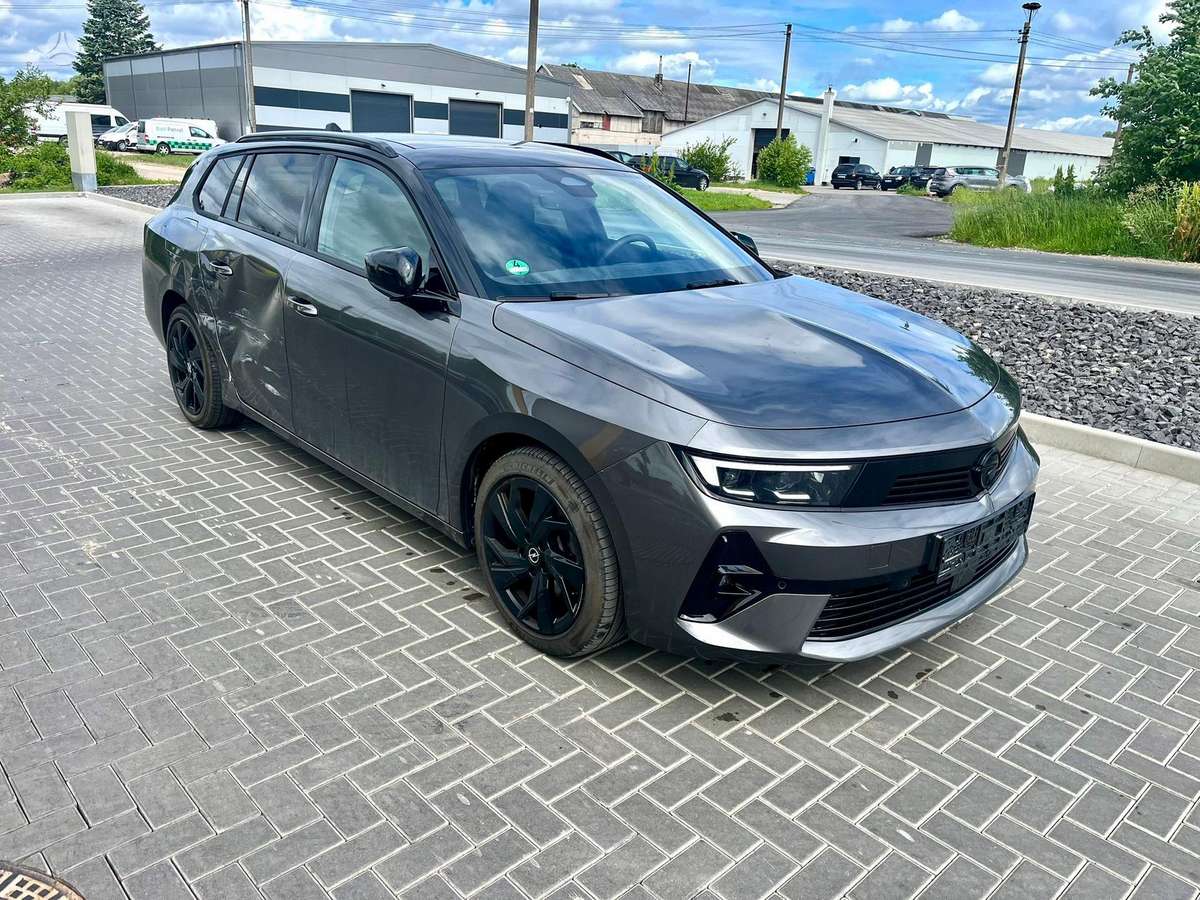 Opel Astra, 1.2 l., Универсал