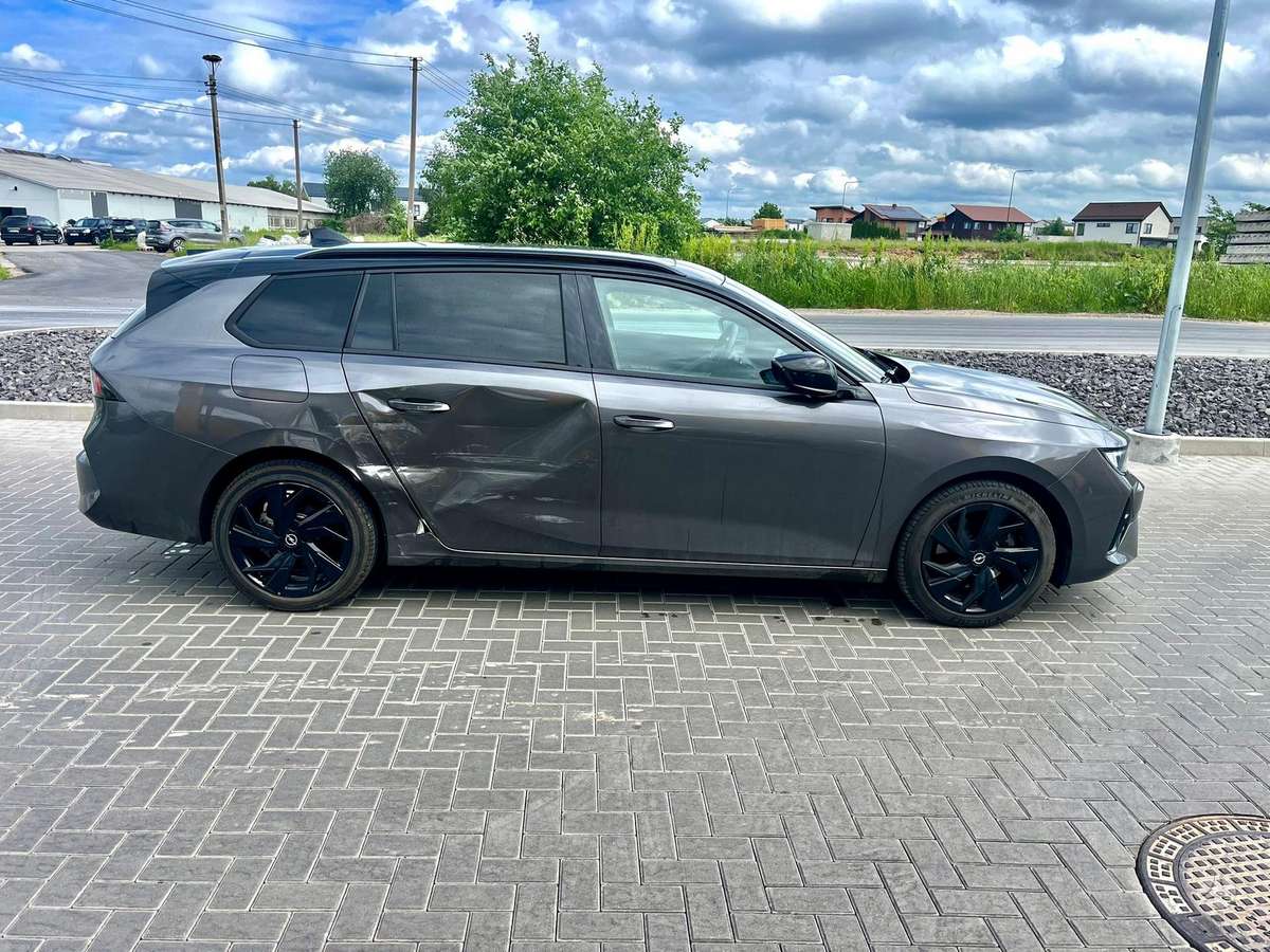 Opel Astra, 1.2 l., Универсал