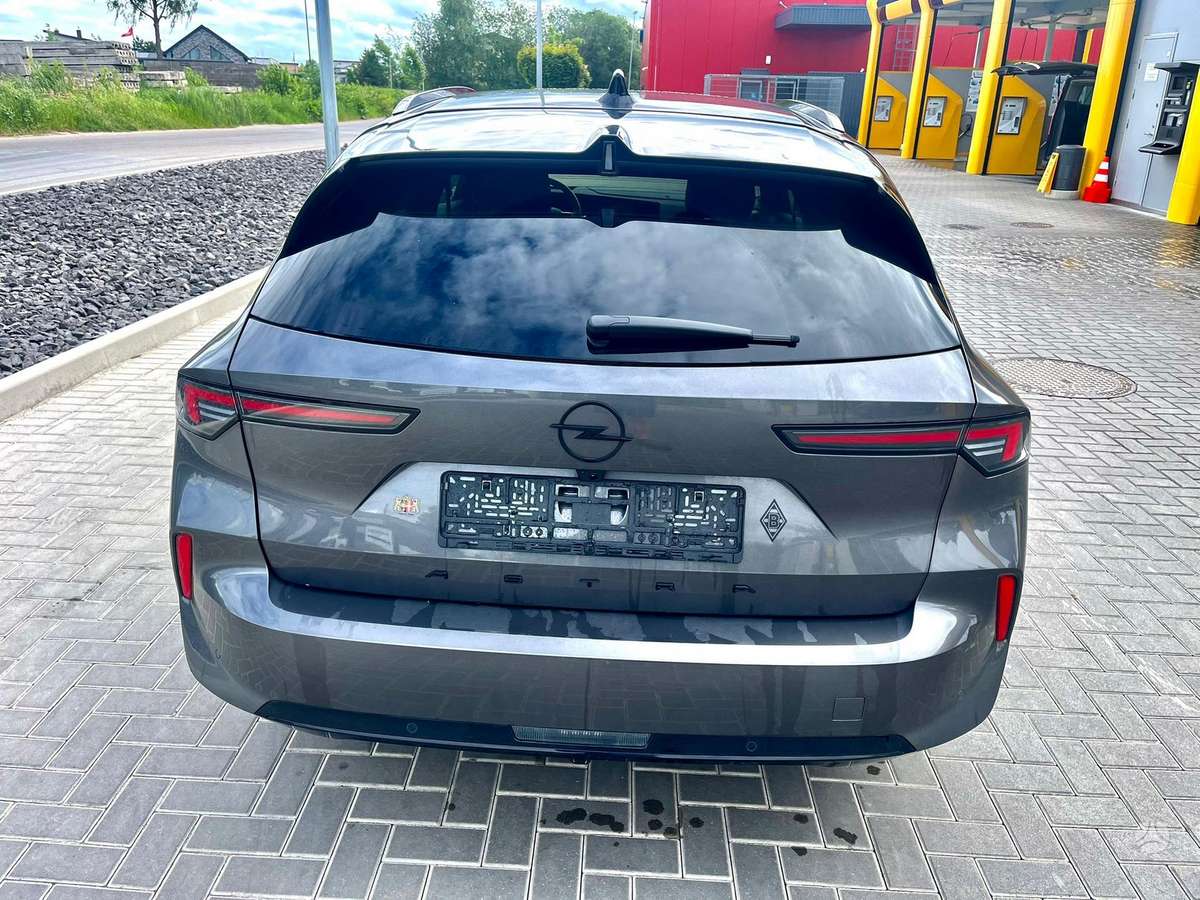 Opel Astra, 1.2 l., Универсал
