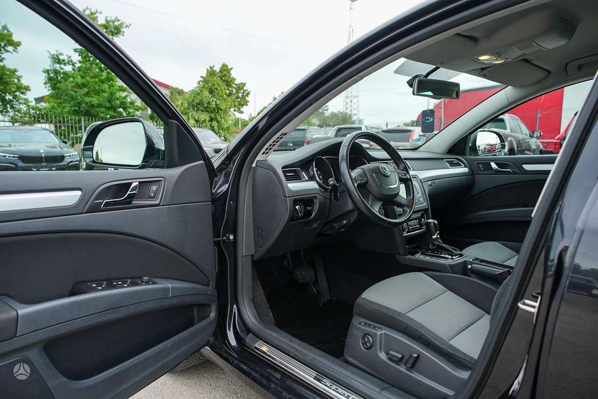 Skoda Superb, 2.0 l., Универсал