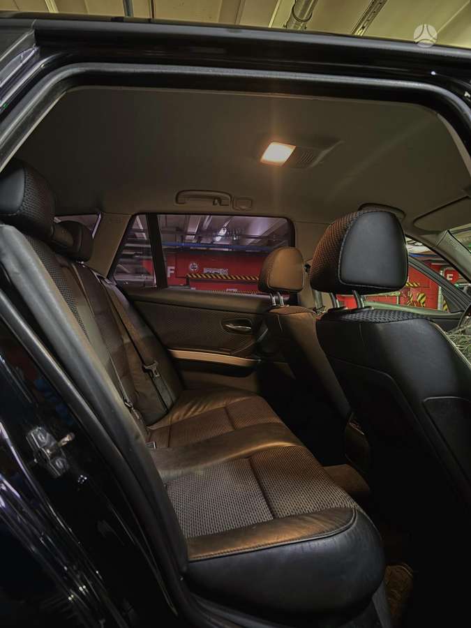 BMW 320, 2.0 l., universalas