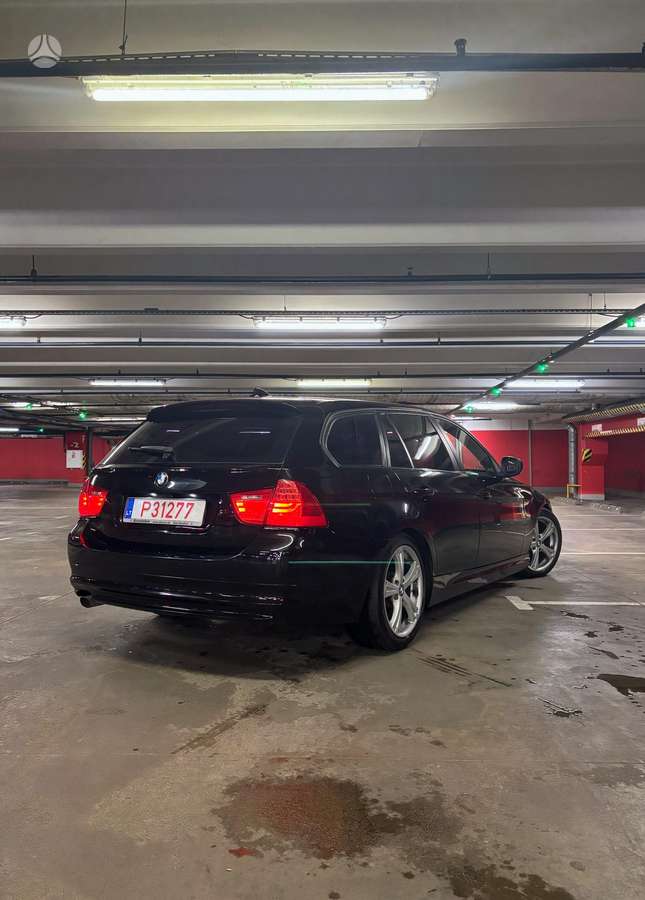 BMW 320, 2.0 l., wagon