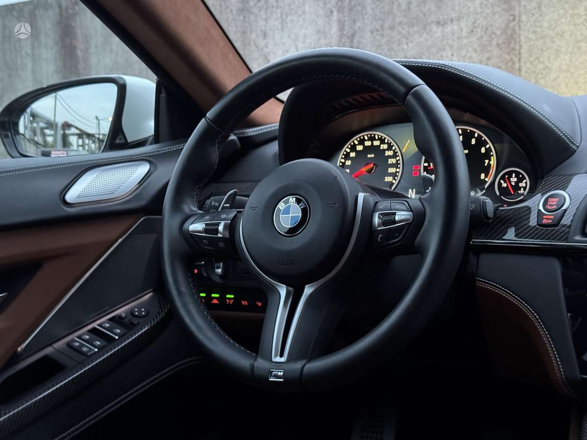 BMW M6, 4.4 l., Седан