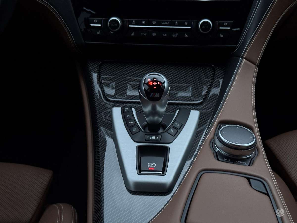 BMW M6, 4.4 l., Седан