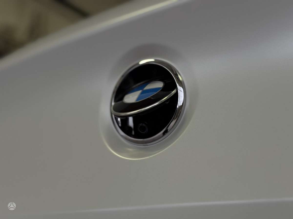 BMW M6, 4.4 l., Седан