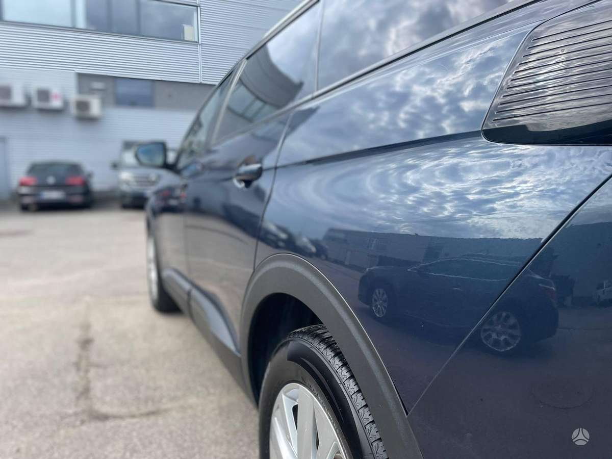 Peugeot 5008 - 4