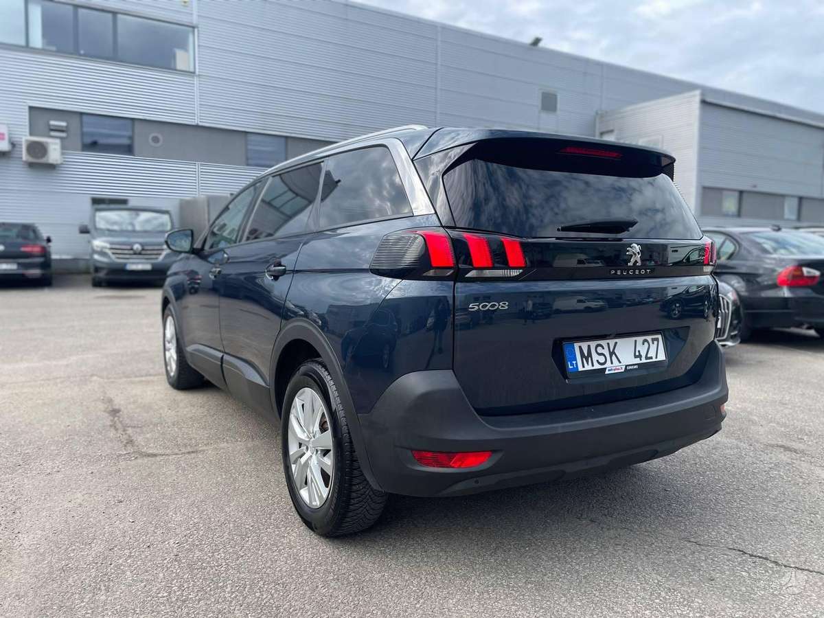 Peugeot 5008 - 5