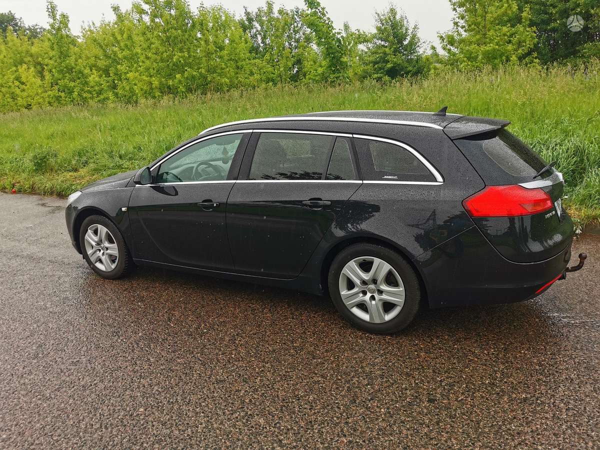 Opel Insignia, 2.0 l., universalas