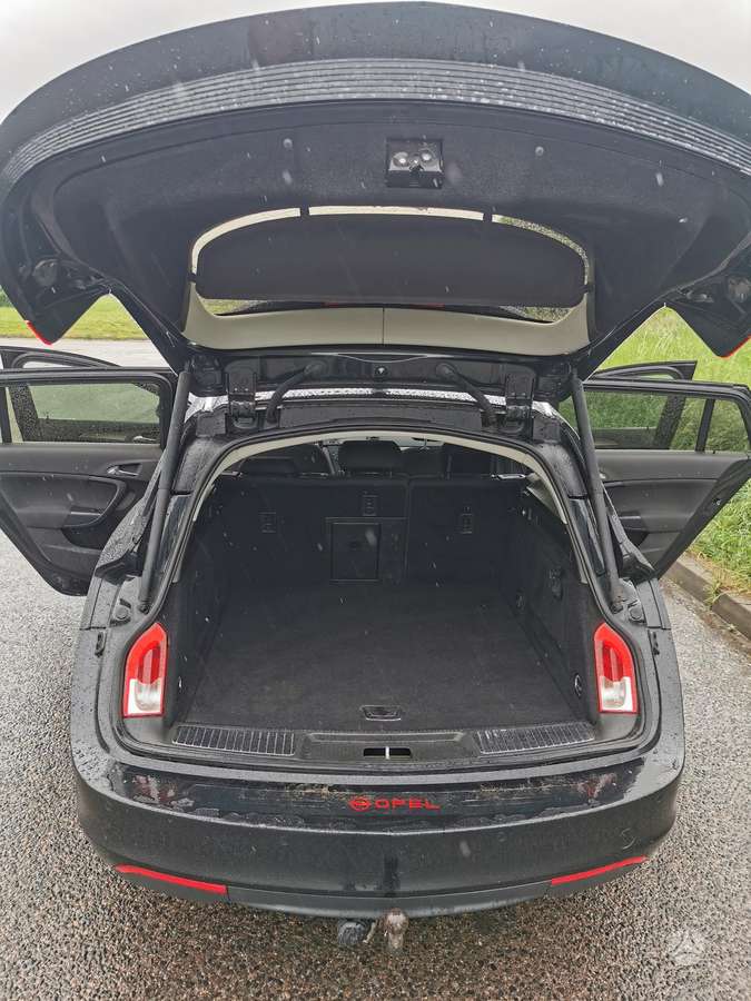 Opel Insignia, 2.0 l., Универсал
