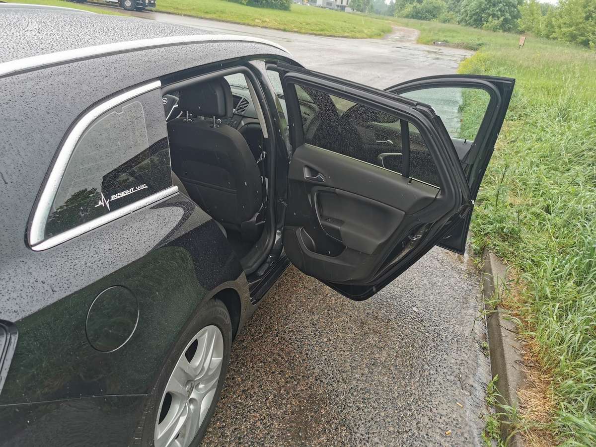 Opel Insignia, 2.0 l., Универсал