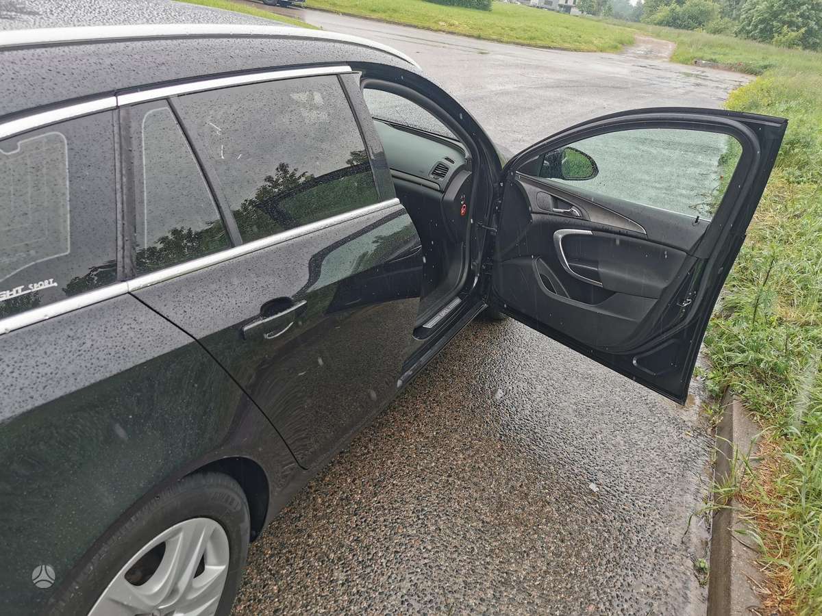 Opel Insignia, 2.0 l., wagon