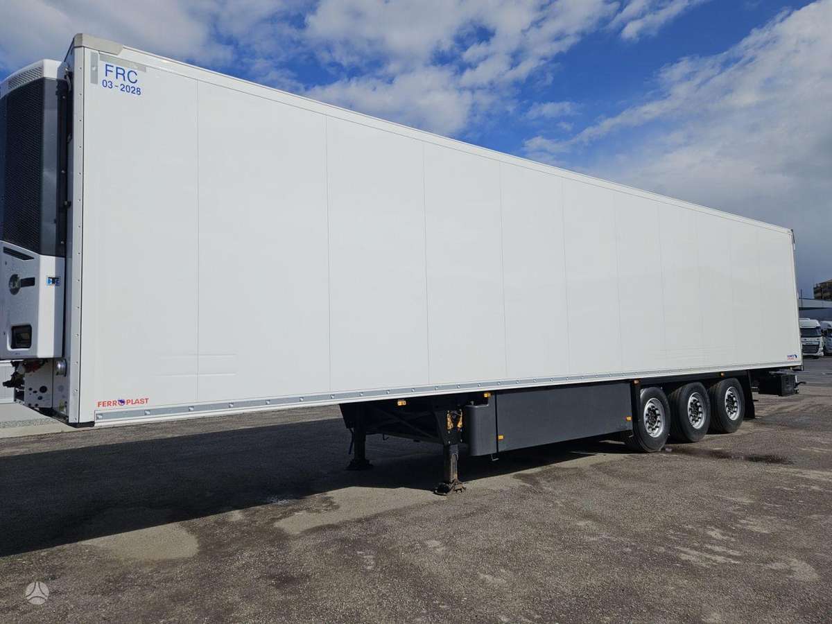 Schmitz SCB*S3B, refrigerated