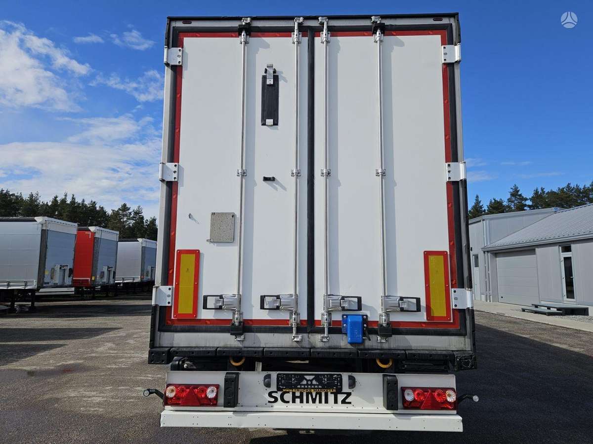 Schmitz SCB*S3B, refrigerated