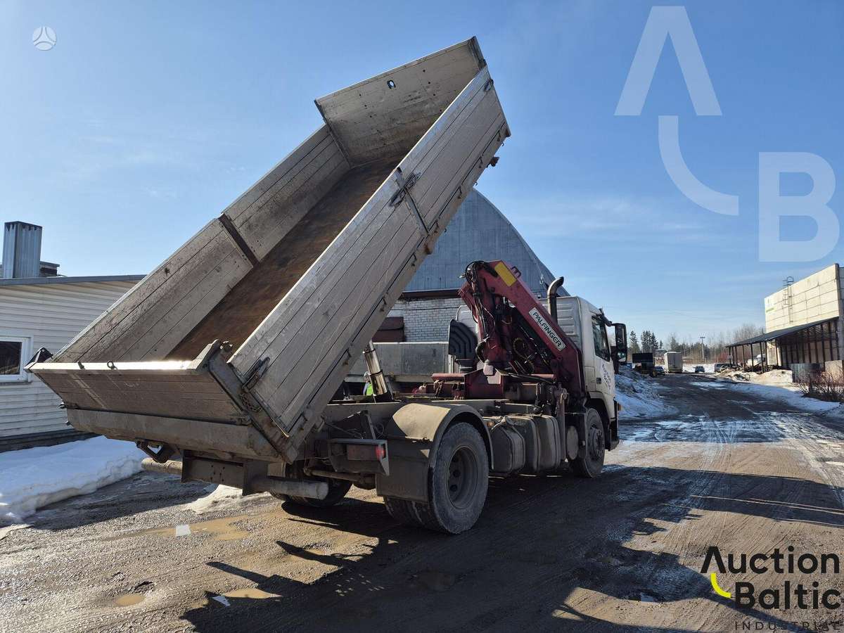 Volvo FM9, самосвалы