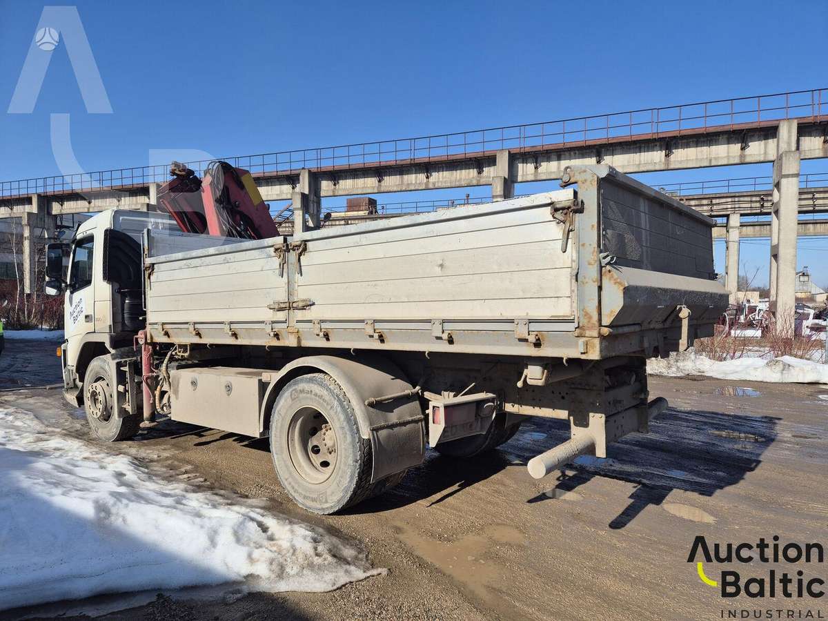 Volvo FM9, самосвалы