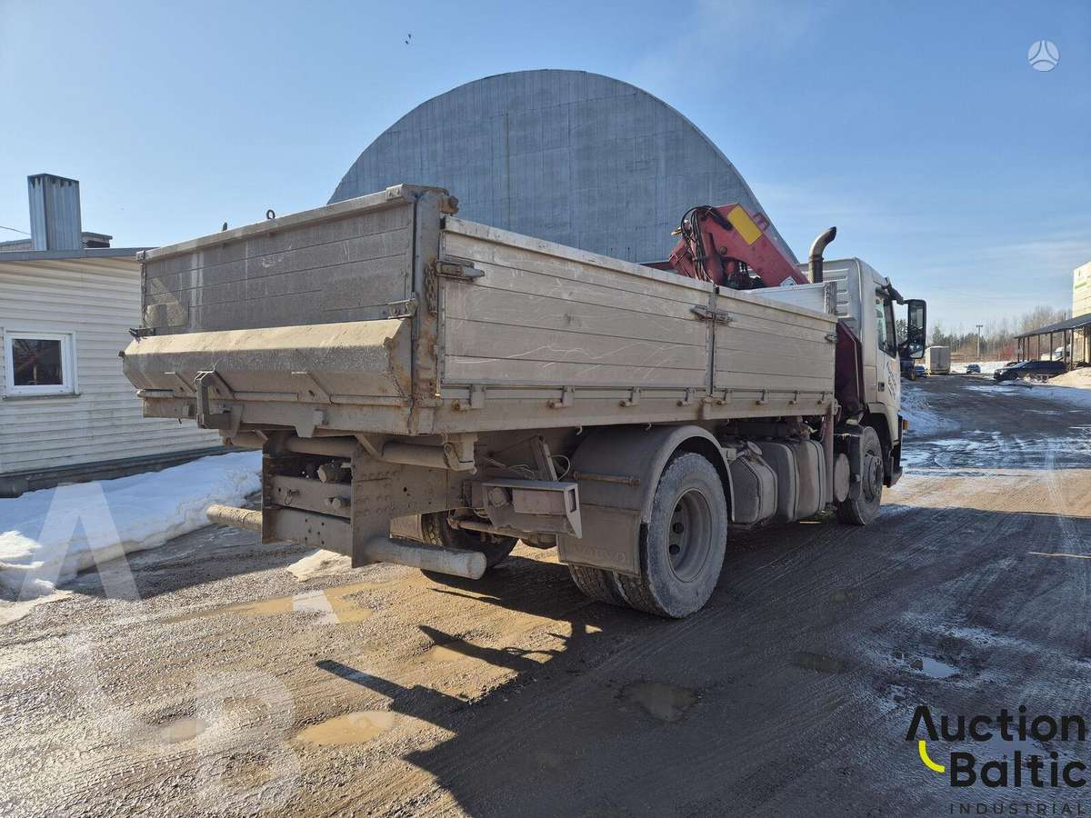 Volvo FM9, самосвалы