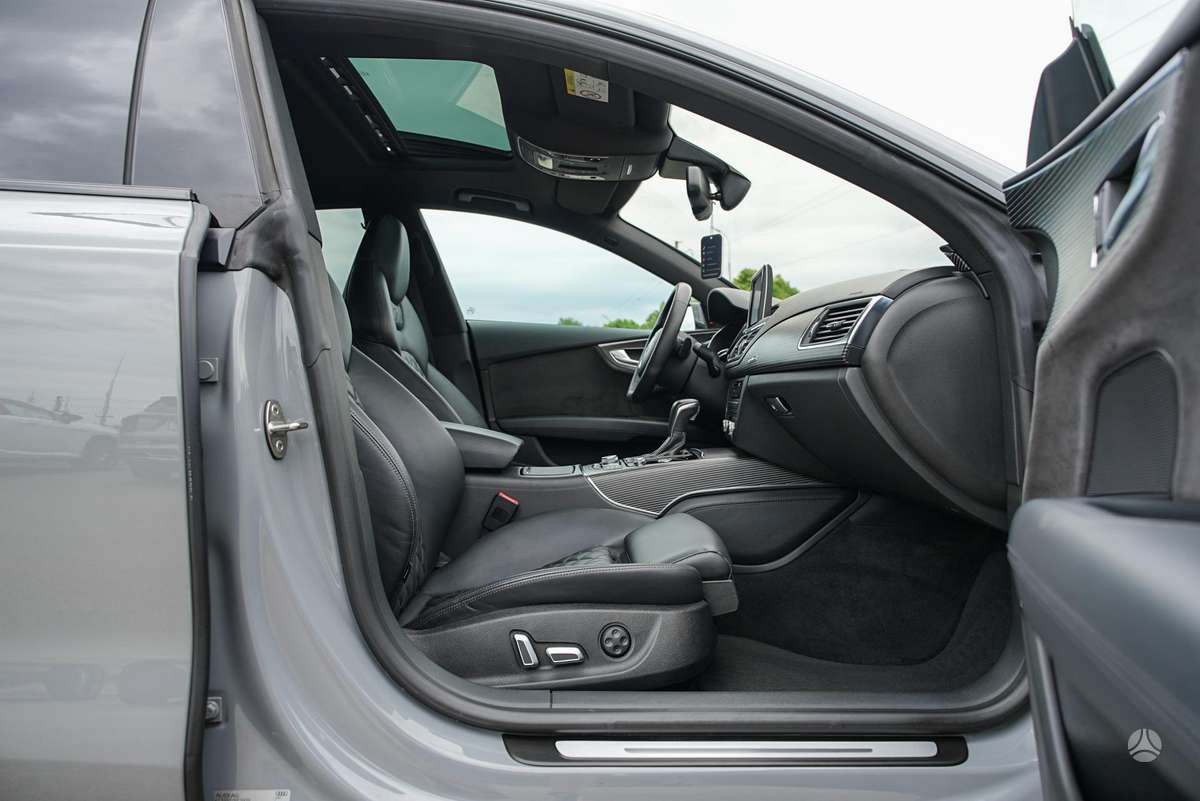 Audi A7, 3.0 l., hatchback