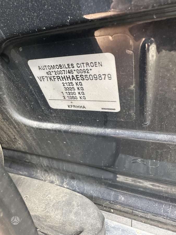 Citroen DS5 dalimis. Detaliu pristatymas